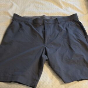 Ben Hogan Men's Flat Front Shorts in Charcoal